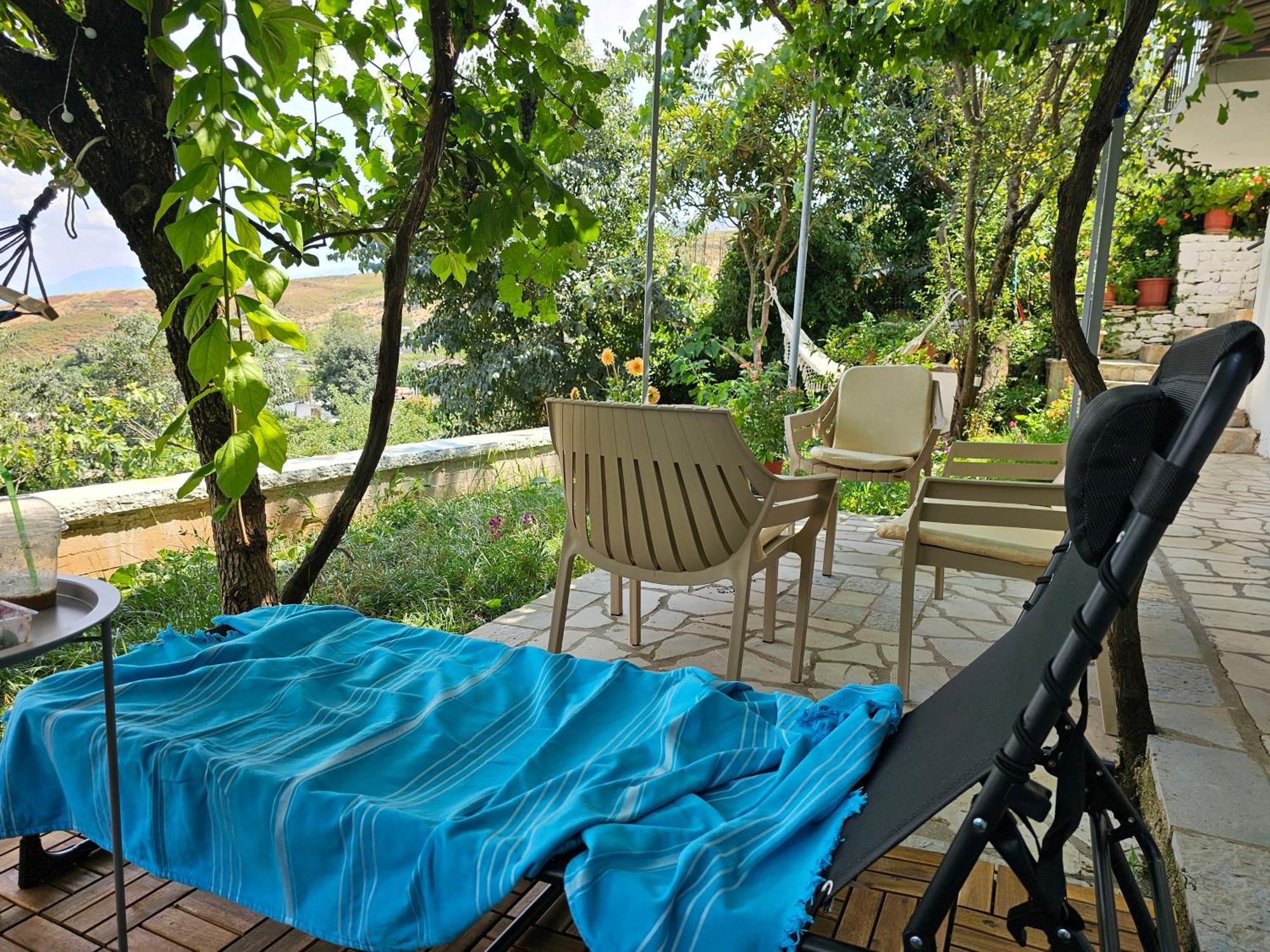 Lemon Garden Apartment-Hot Tub Jacuzzi Gjirokaster Ngoại thất bức ảnh